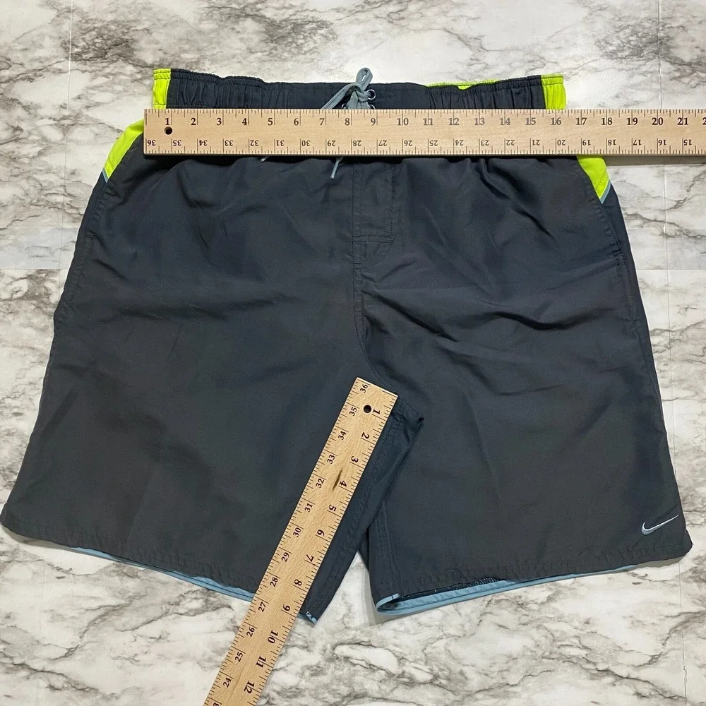 Nike Better World Men's Board Shorts Swim Trunks Size L Black Neon Lined Pockets